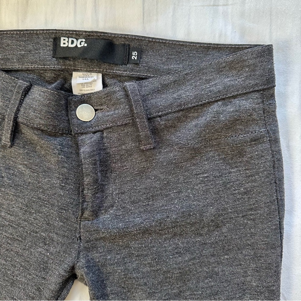 Gray Leggings/Pants - Picture 2 of 6